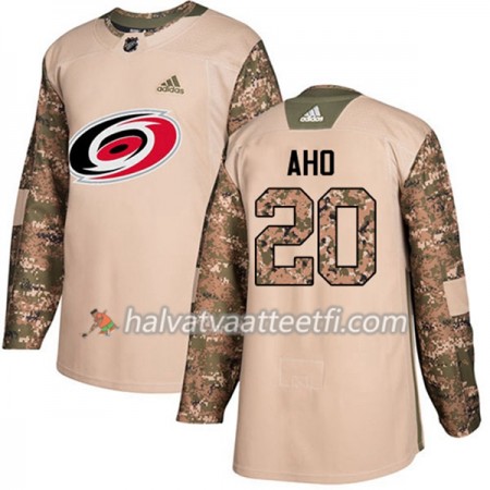Miesten NHL Carolina Hurricanes Pelipaita Sebastian Aho 20 Adidas 2017-2018 Camo Veterans Day Practice Authentic Miesten NHL Carolina Hurricanes Pelipaita Sebastian Aho 20 Adidas 2017-2018 Camo Veterans Day Practice Authentic